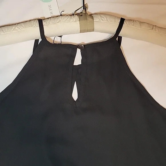 PAPERMOON, Walita, Cutout Detail V-Neck, Sleeveless Black Tank Blouse, XL - Picture 5 of 7